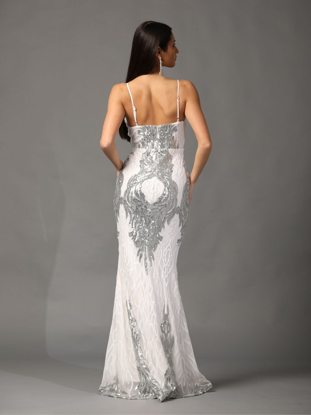 ABITO ELEGANTE PAILETTES BIANCO E ARGENTO 18800