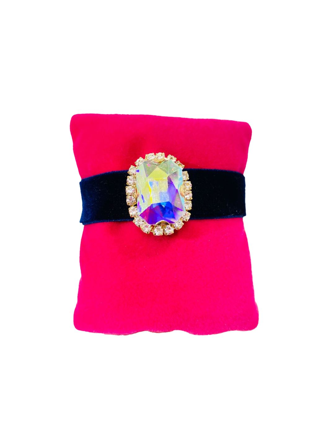 BRACCIALE CON CHARME BOTTONE CON NASTRO IN VELLUTO