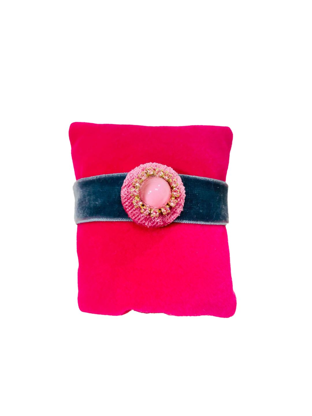 BRACCIALE CON CHARME BOTTONE CON NASTRO IN VELLUTO