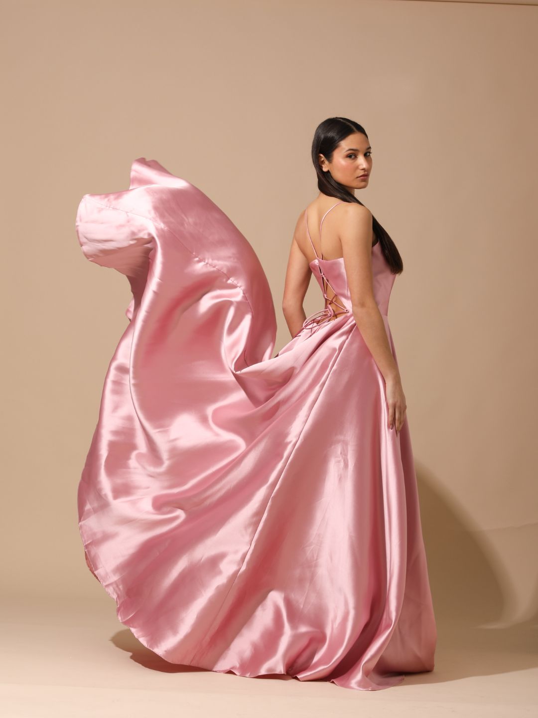 ABITO CERIMONIA RASO ROSA RIGIDO 6535