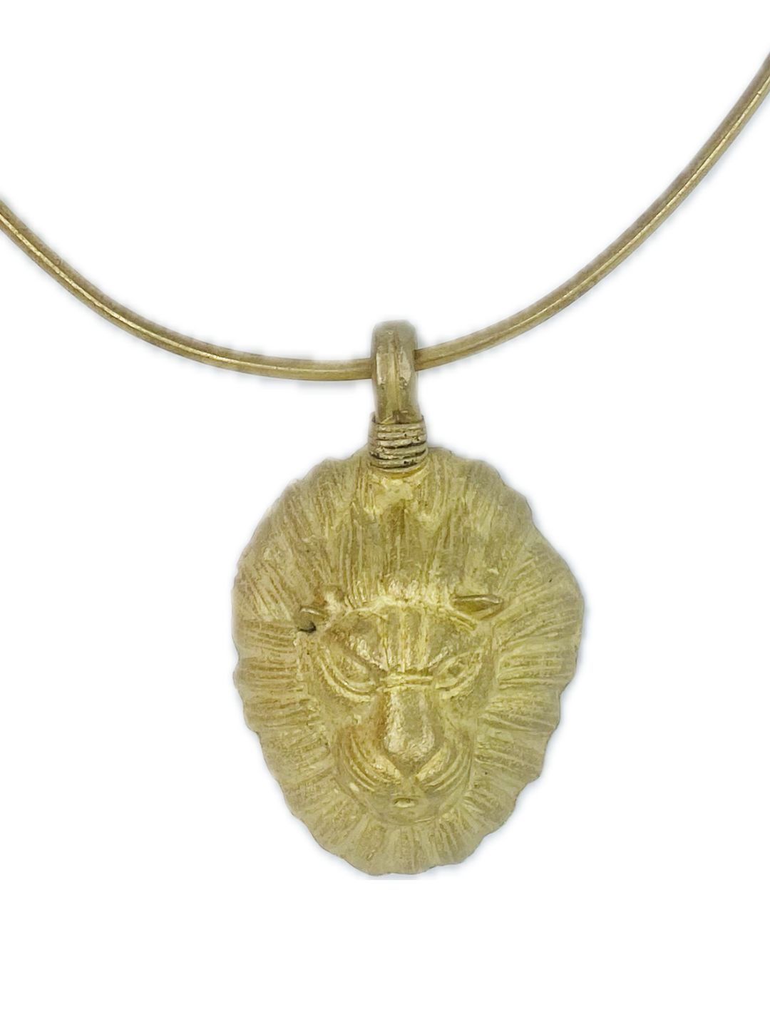 LION CHARMING NECKLACE 231025