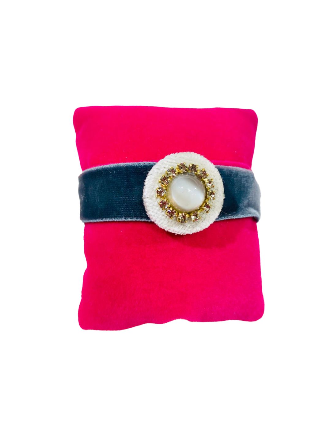 BRACCIALE CON CHARME BOTTONE CON NASTRO IN VELLUTO