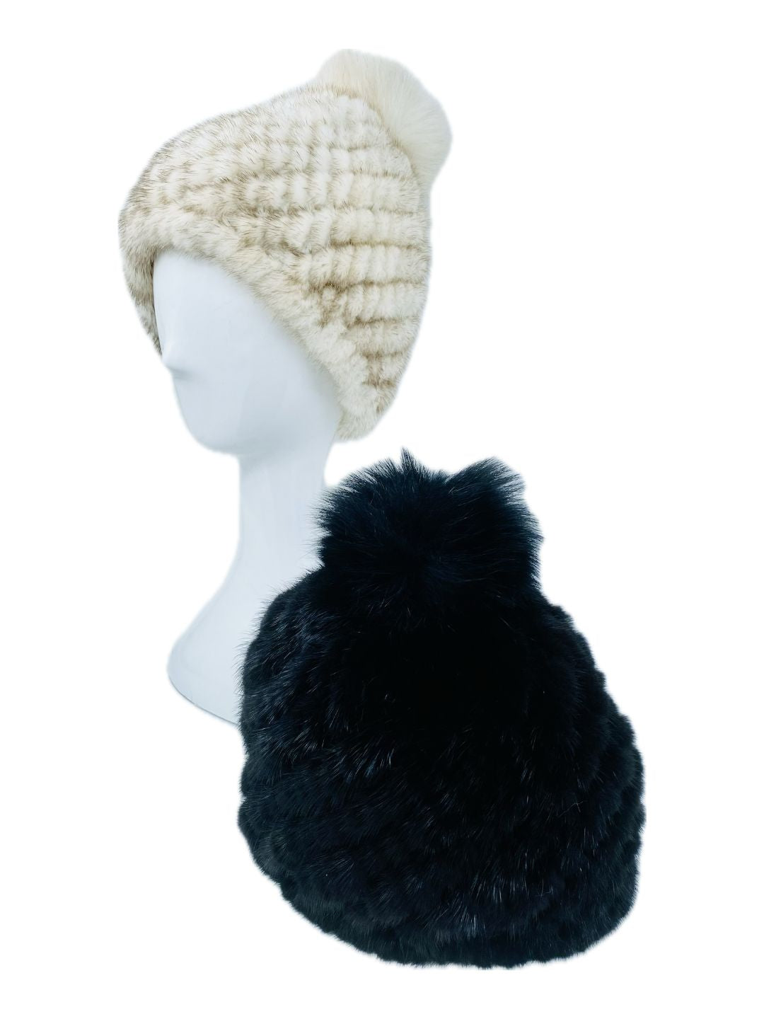 CAPPELLO IN VISONE CON POM POM