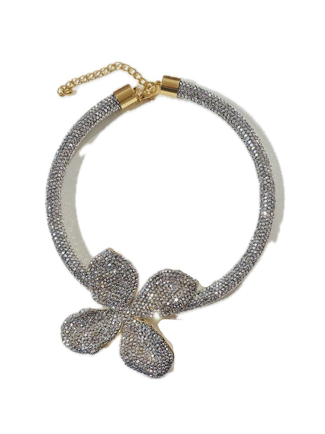 COLLANA RIGIDA TUBOLARE CON FIORE E STRASS ARGENTO 51224C