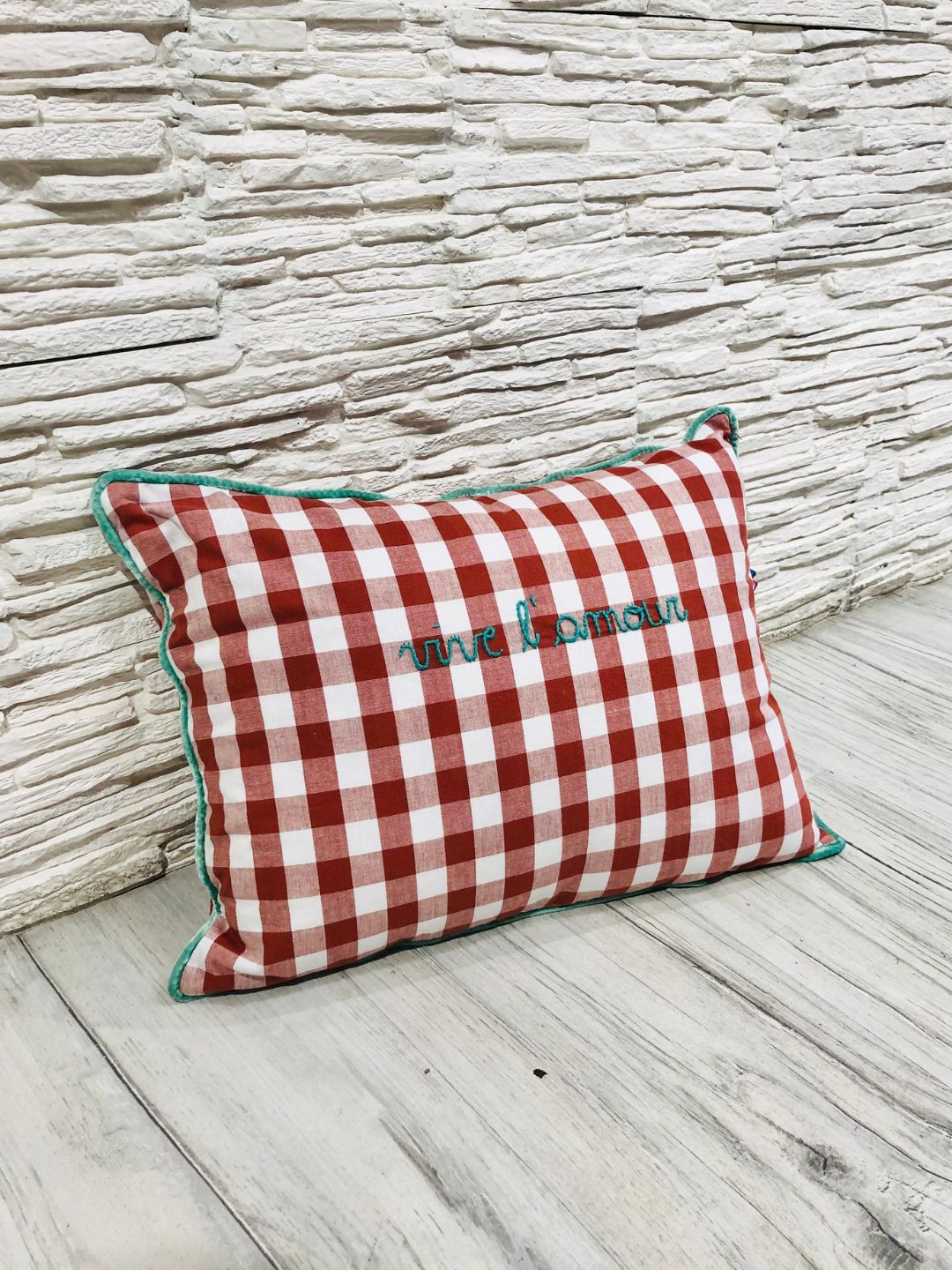 CUSCINO " Vive L'amour " CU001