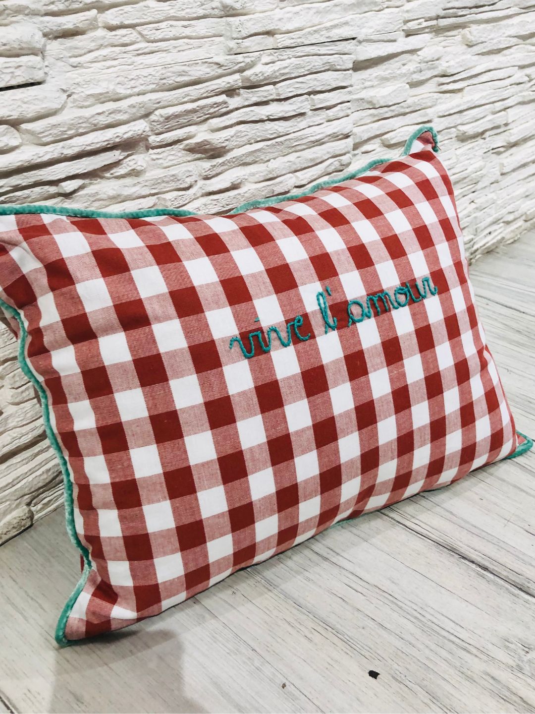 CUSCINO " Vive L'amour " CU001