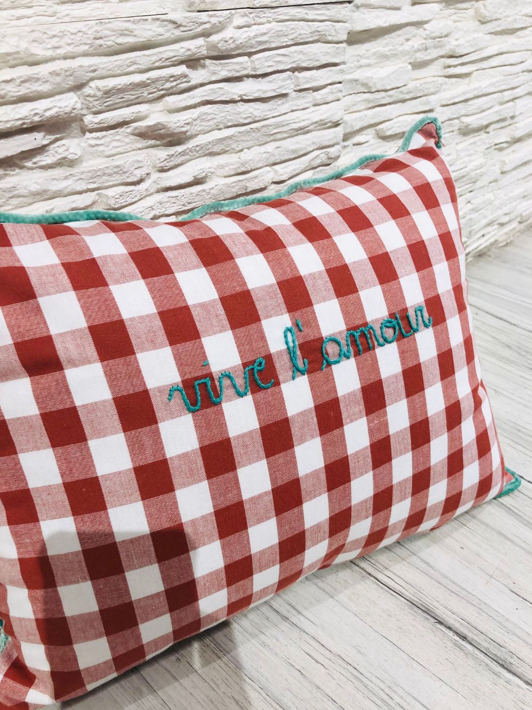 CUSCINO " Vive L'amour " CU001