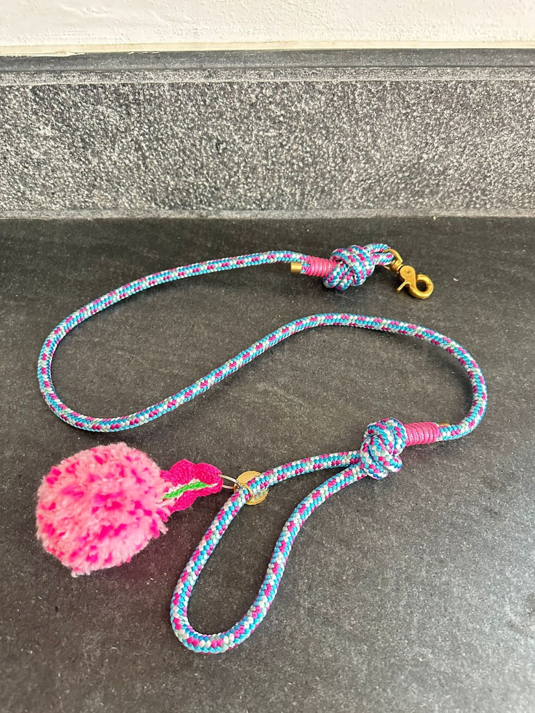 GUINZAGLIO MARLEY&ME POM POM FUCSIA