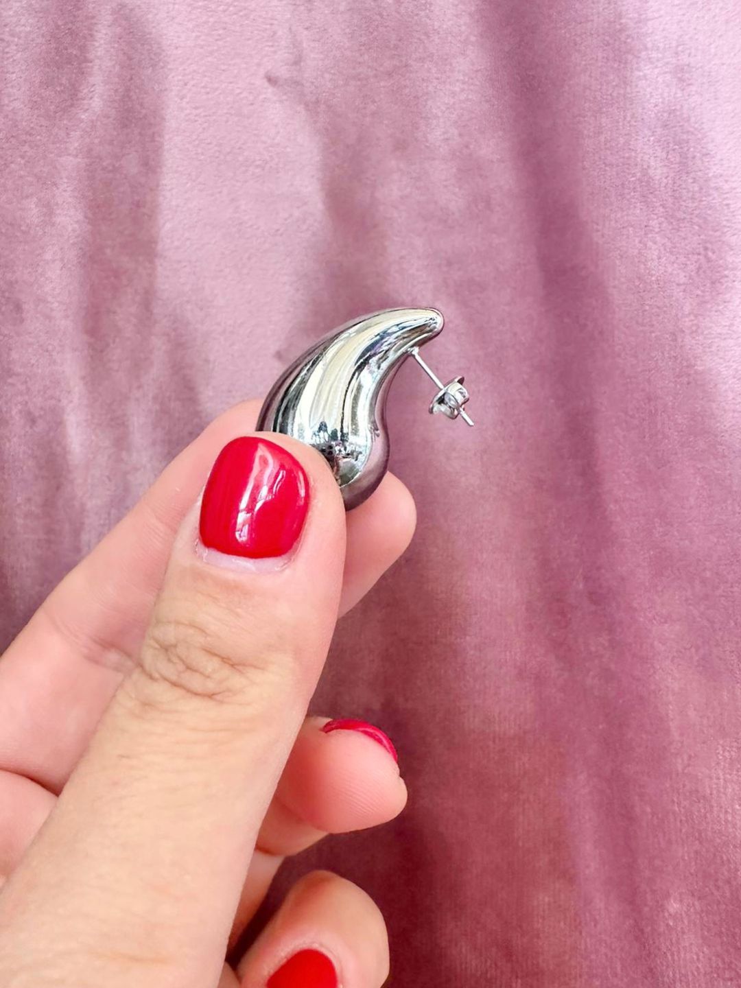 ORECCHINO GOCCIA COLOR ARGENTO