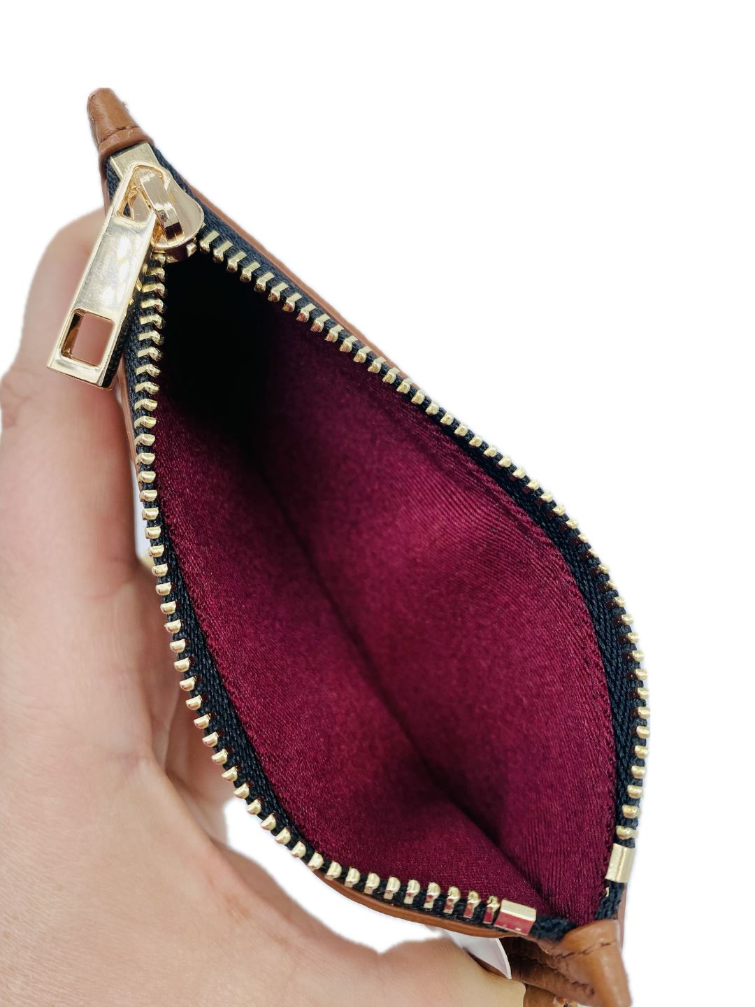 PORTACARTE CON MOSCHETTONE IN PELLE TABACCO 135