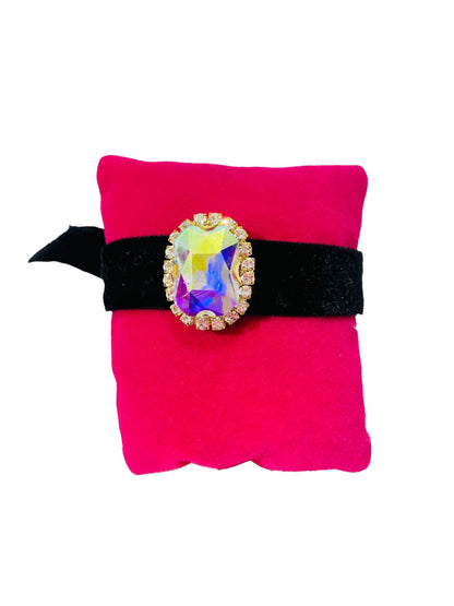 BRACCIALE CON CHARME BOTTONE CON NASTRO IN VELLUTO