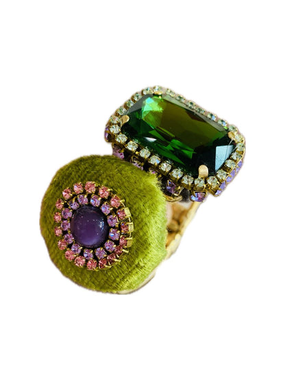 BRACCIALE RIGIDO CON CHARME BOTTONE