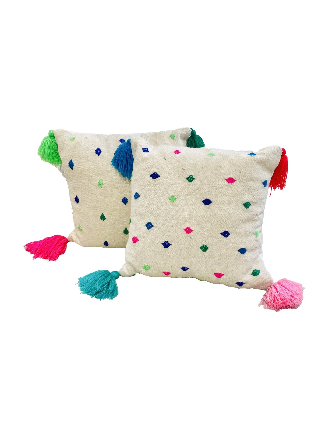 TASSEL CUSHION