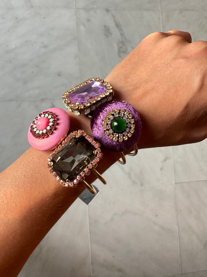 BRACCIALE RIGIDO CON CHARME BOTTONE