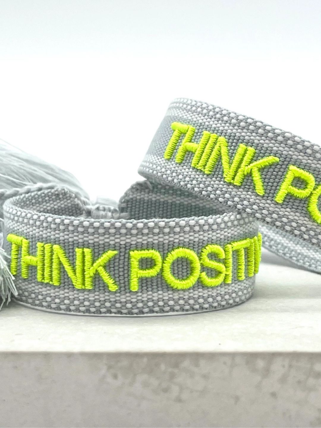 BRACCIALETTO TESSUTO THINK POSITIVE