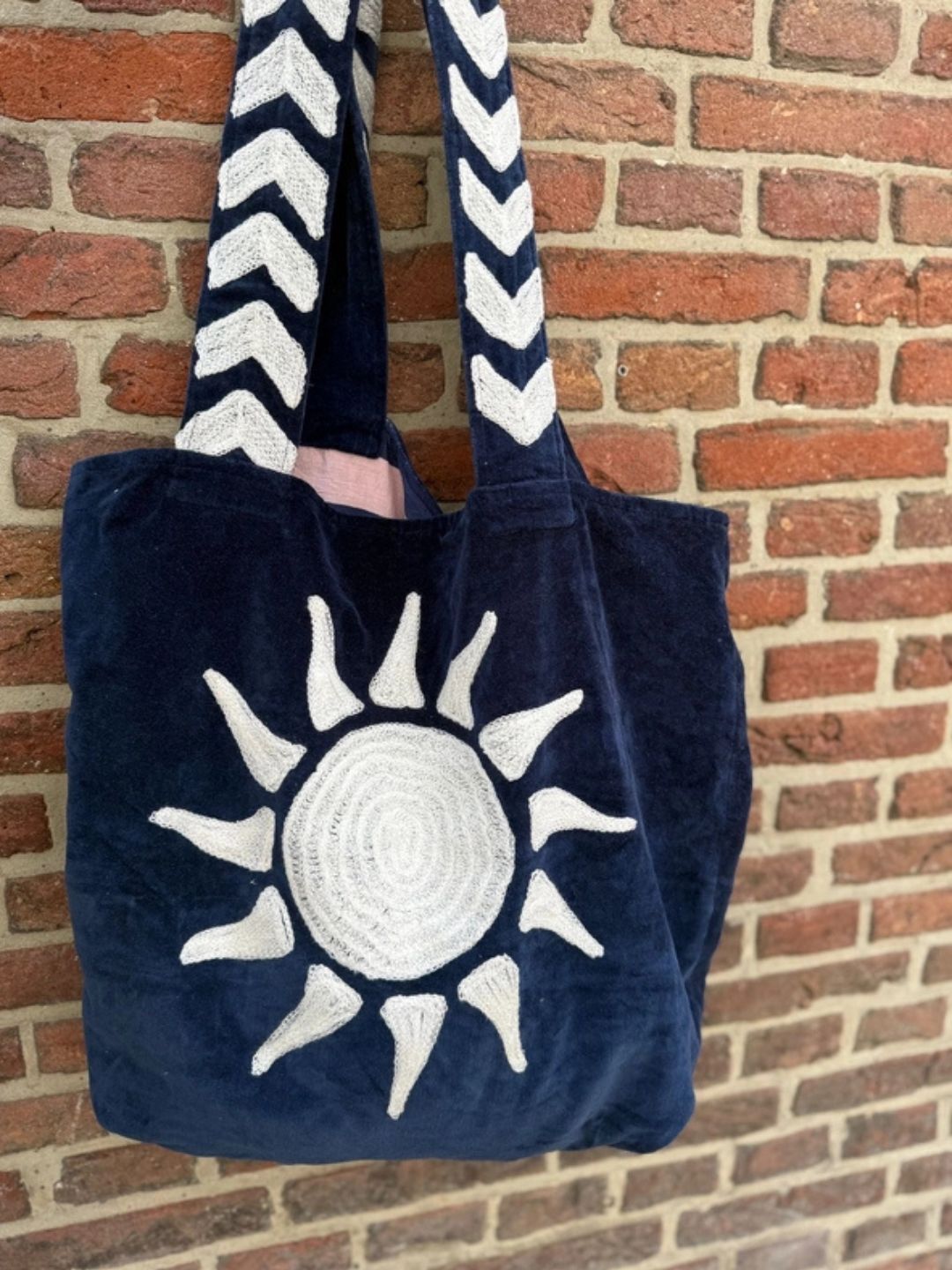 Borsa "Tout SUNCHASER" Ricamata a Mano Blu Notte