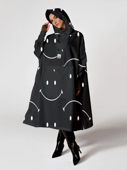 RAINKISS CLASSIC SMILE X SMILEY RAIN PONCHO P00005