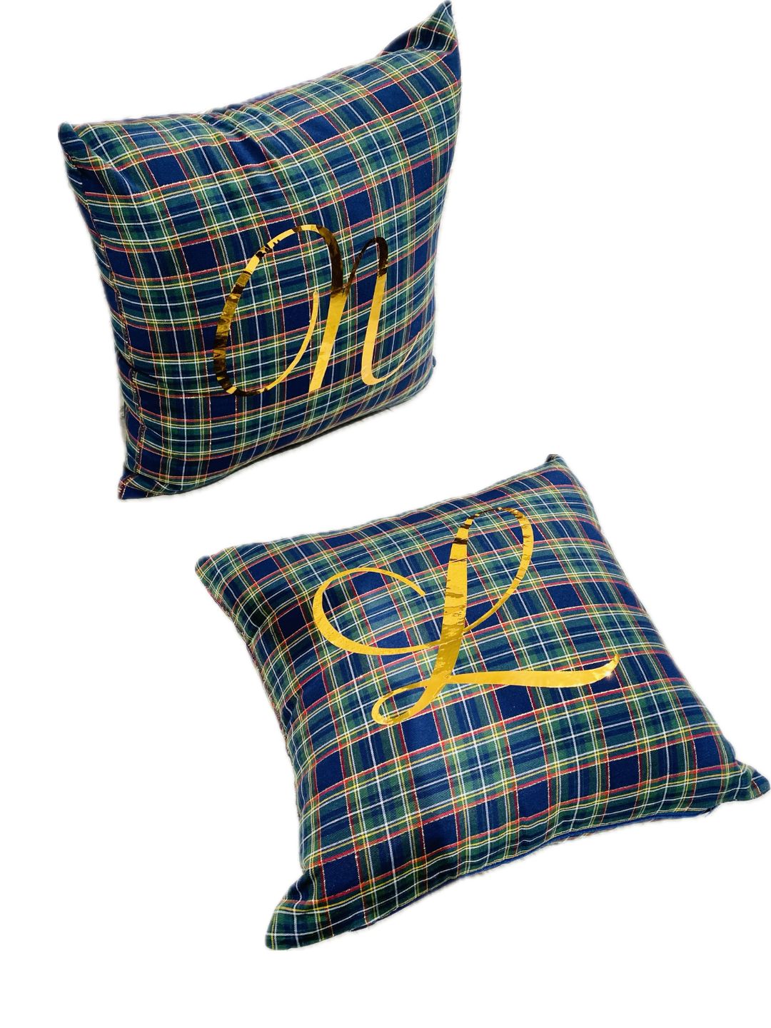 CUSCINO TARTAN BLU CON INIZIALE