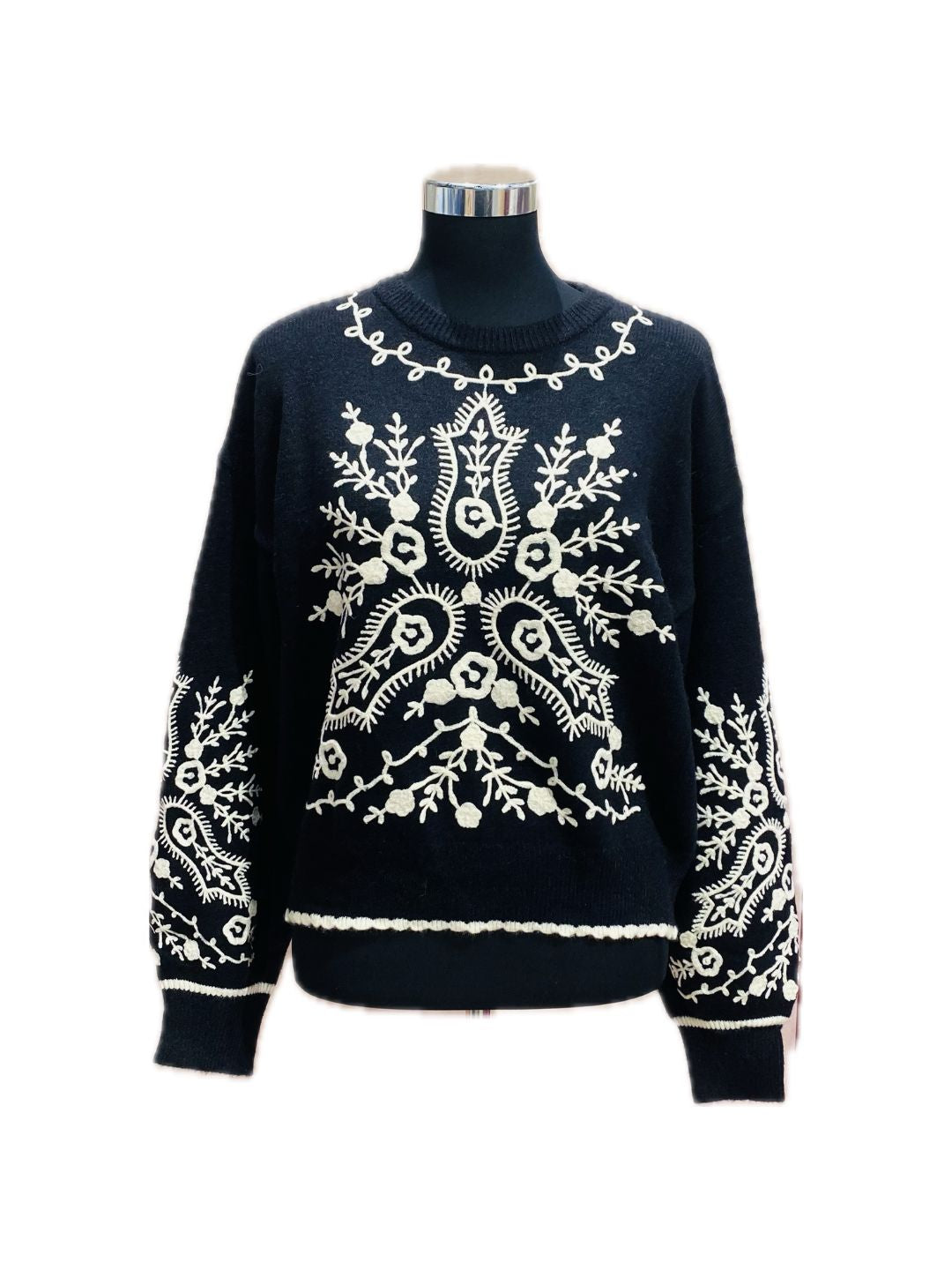 MAGLIONE NERA CON RICAMO PANNA