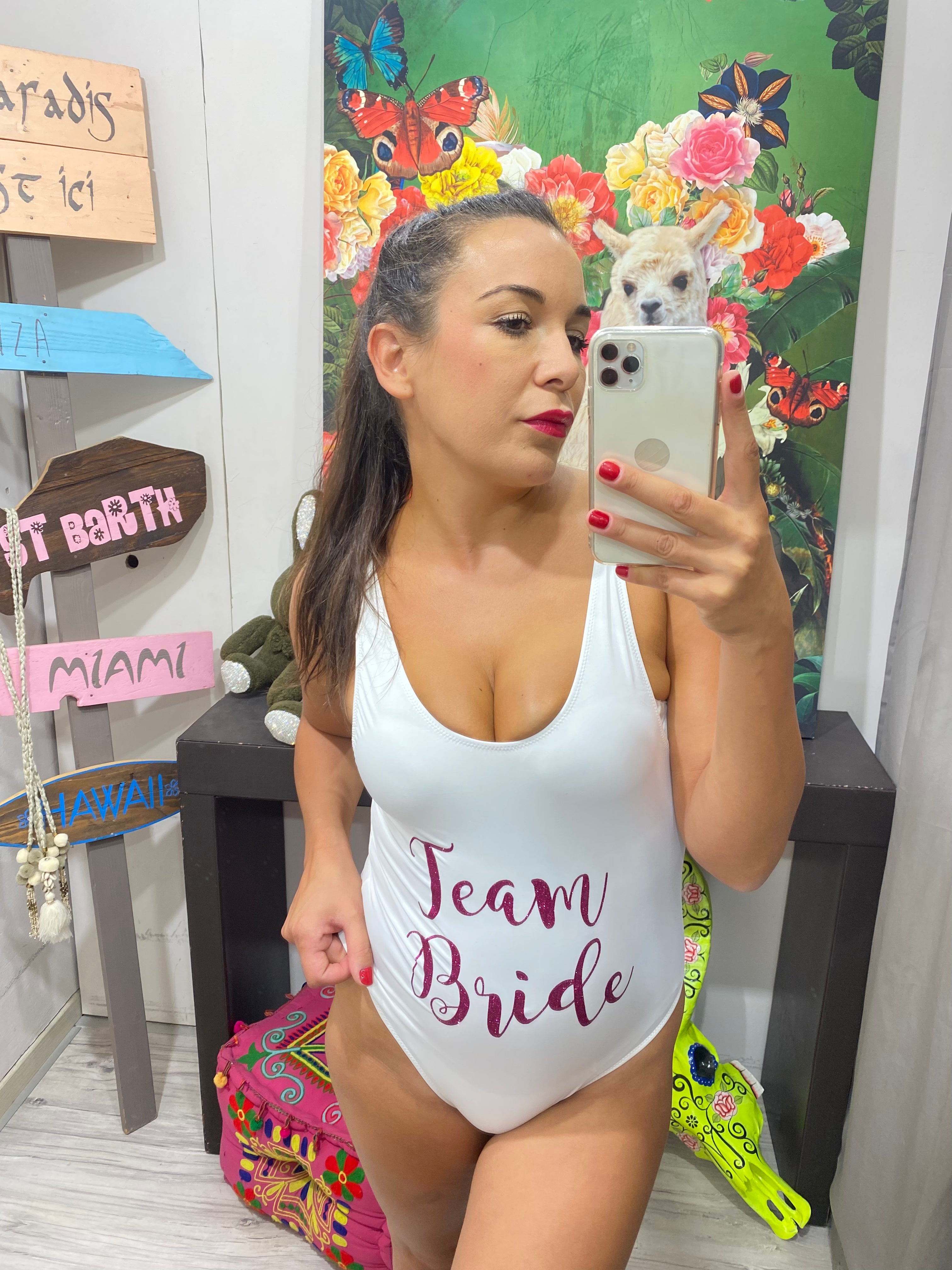 COSTUME ADDIO AL NUBILATO TEAM BRIDE  Blessy